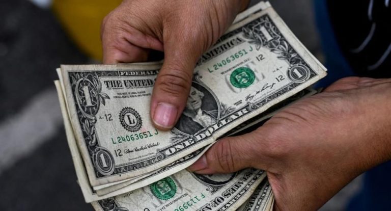 coinsharp: Le dollar peut-il vraiment perdre son ancrage mondiale?